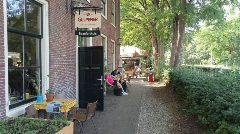 Lees meer over het artikel Theaterafé dagelijks 9 u. open
