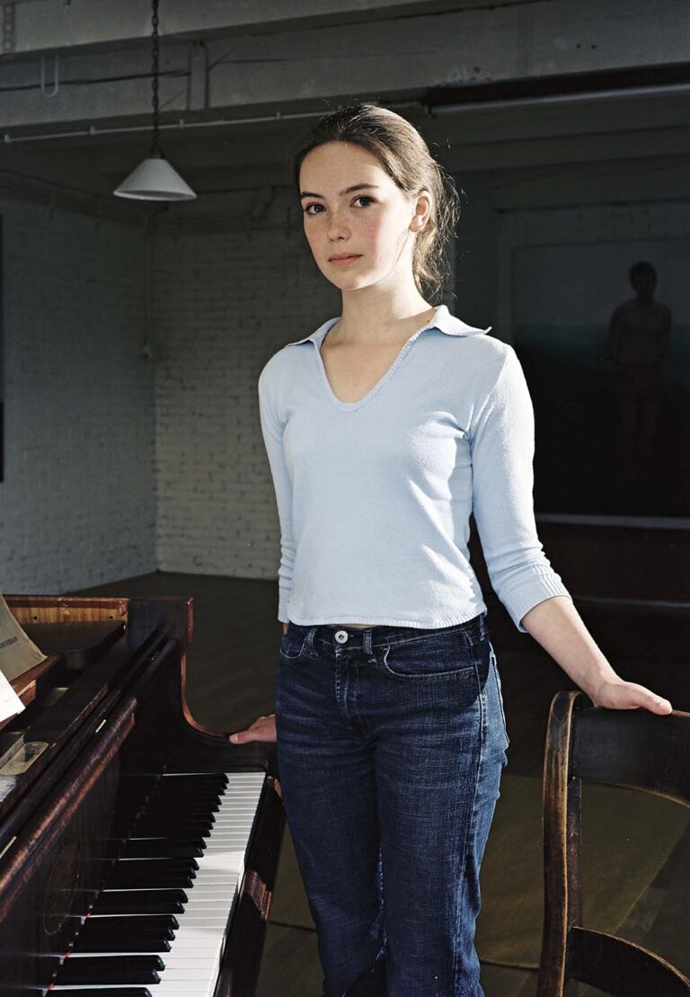 Anne op pianoles