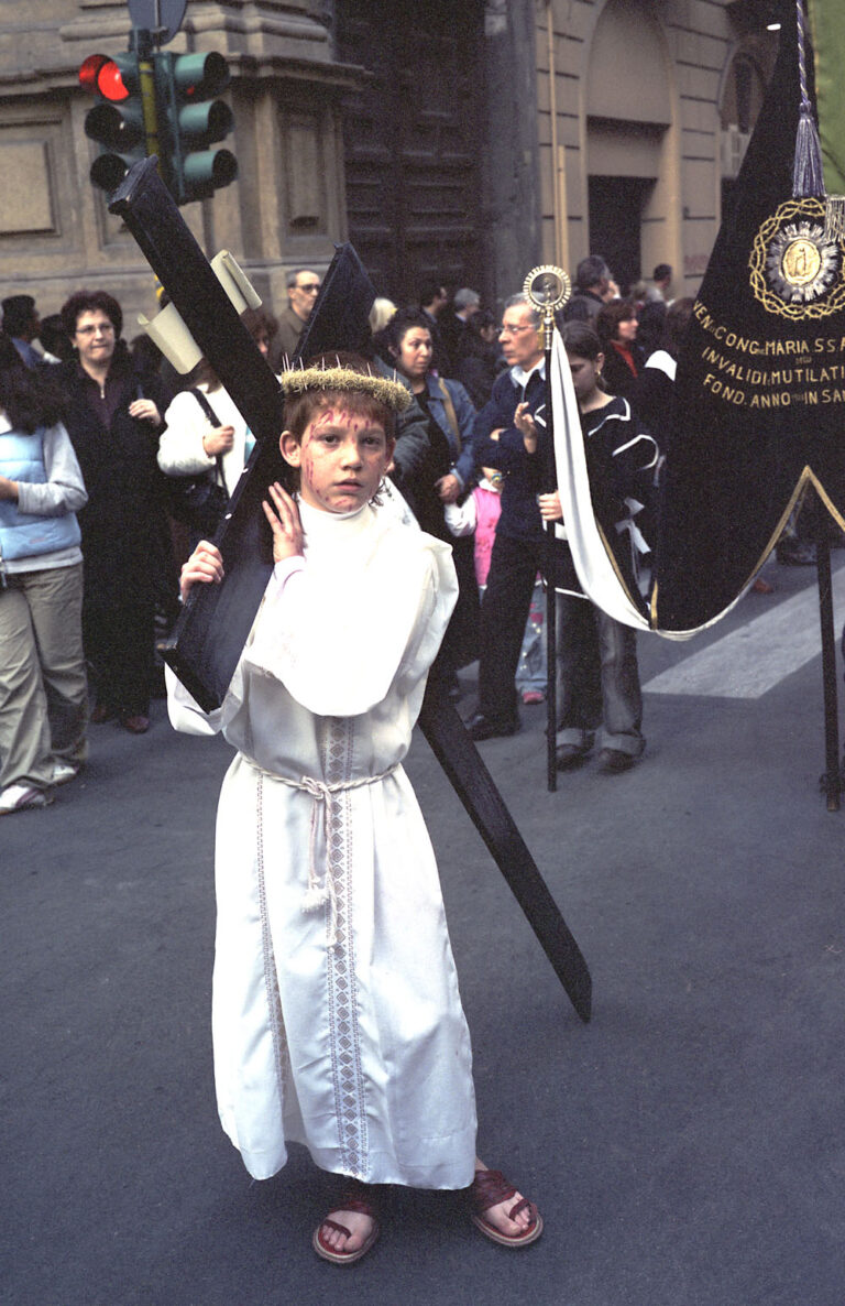 Crucifer